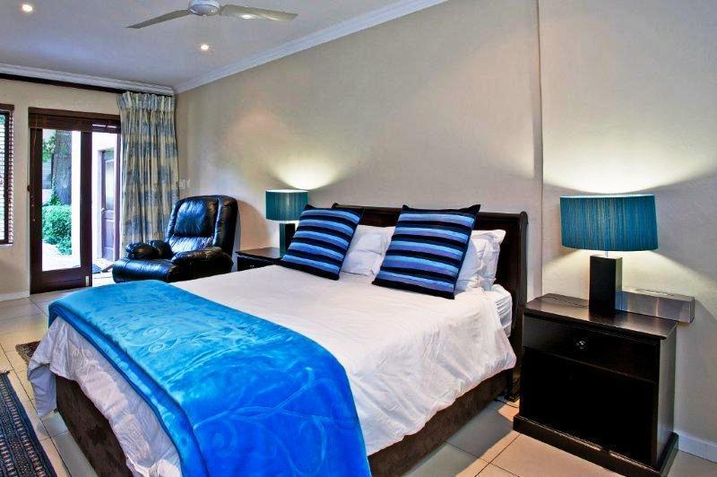 No66 Sandton Lodge Johannesburg Room photo